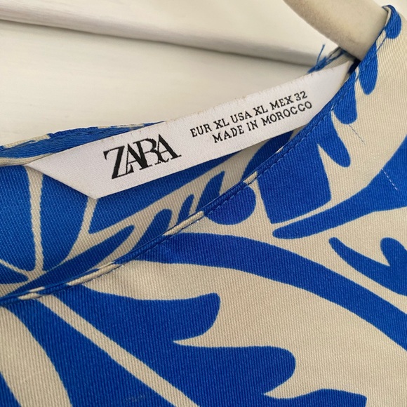 Zara Long Printed Dress - Satin Maxi Dress - Picture 3 of 15